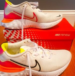Women's Nike Renew Running Sneakers